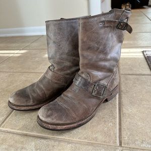 Frye Veronica Grey Boot